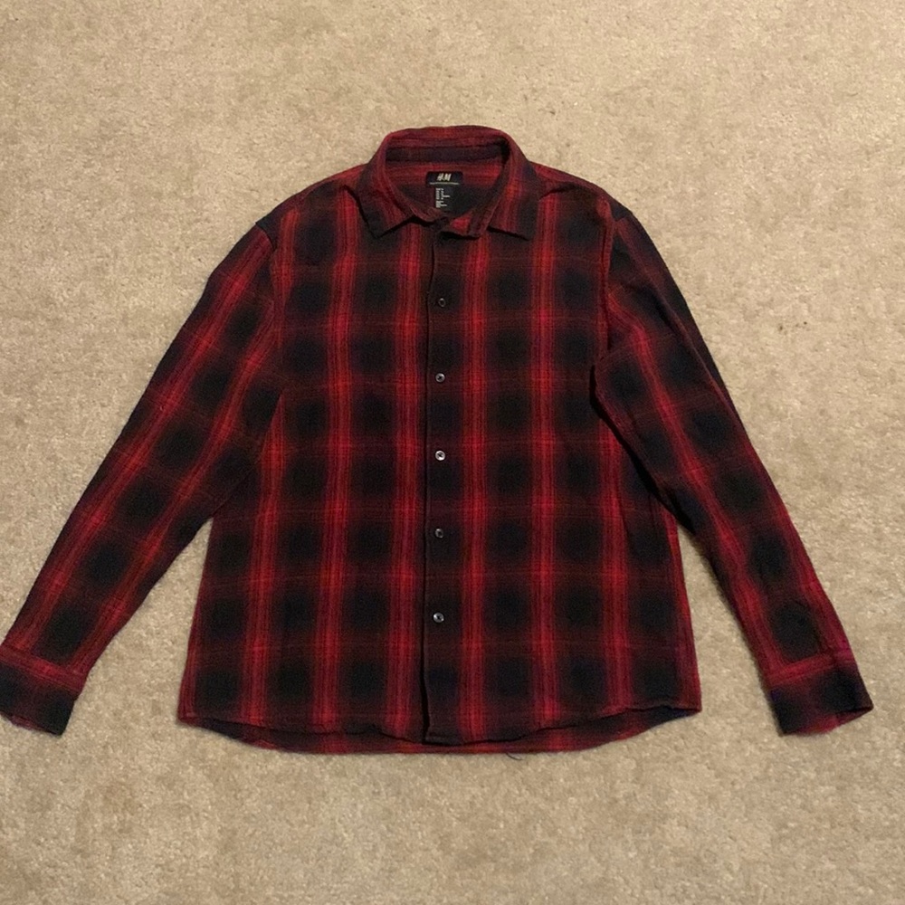 Medium Red and Black H&M Flannel